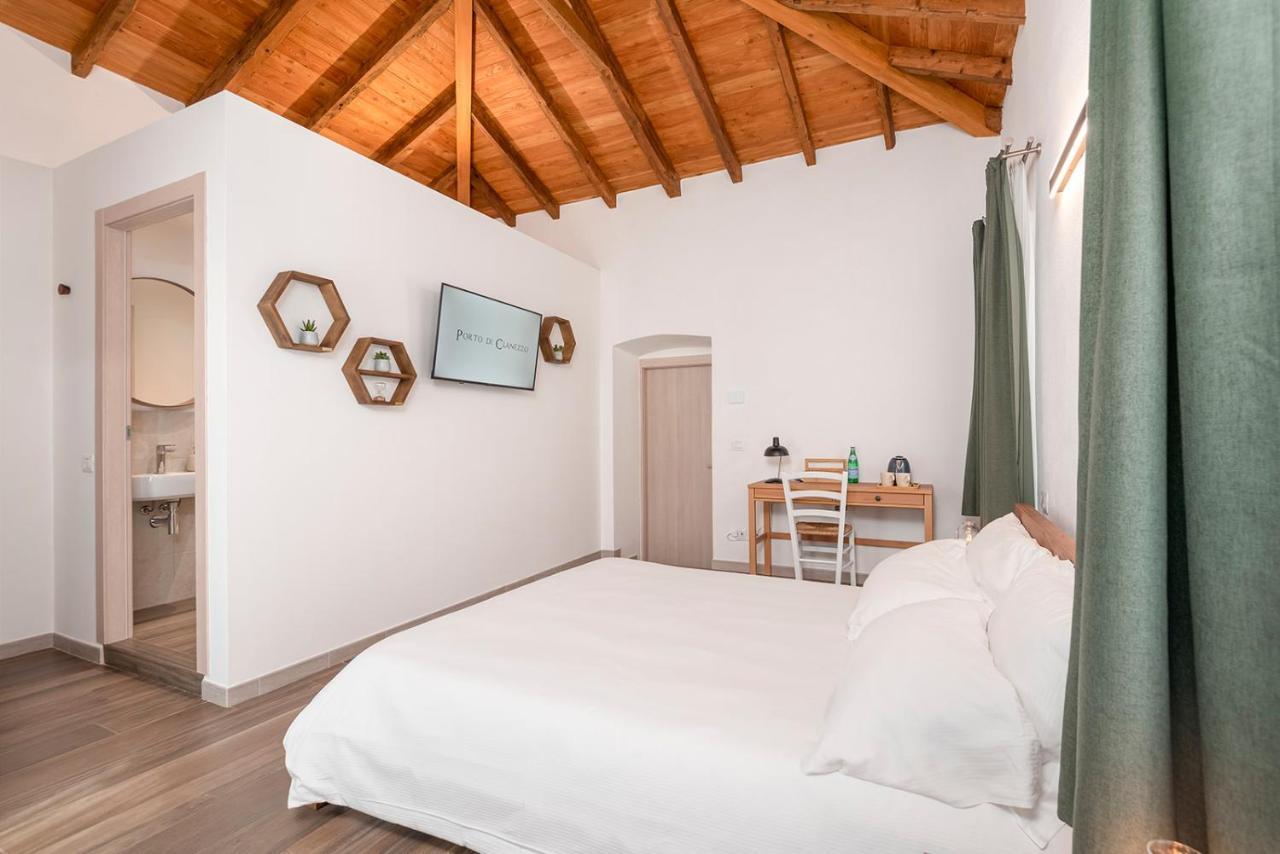 Bed and breakfast Porto Di Clanezzo Extérieur photo